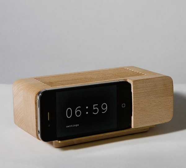 iphone turned into traditional alarm clock by jonas damon